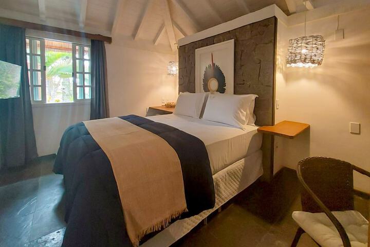 Room 48 of 142
