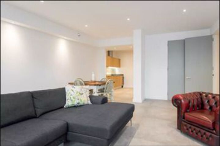 Room 15 of 15