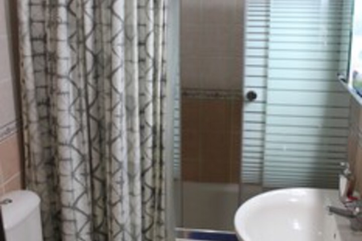 Room 2 of 22