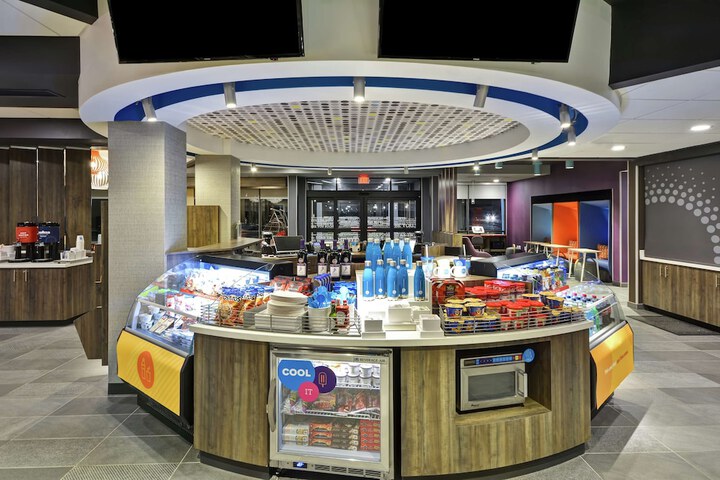 Snack bar