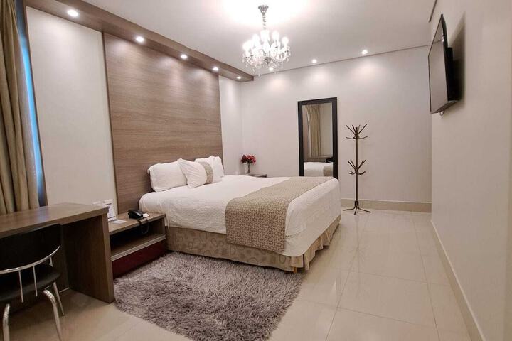 Room 29 of 66