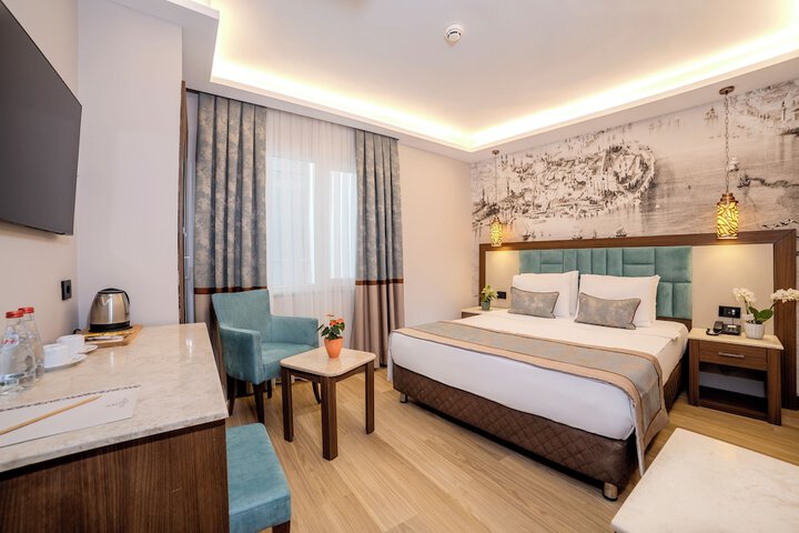 Room 19 of 65