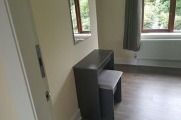 Room 17 of 57