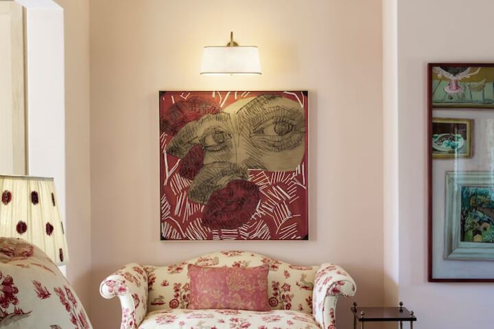 Room 16 of 85