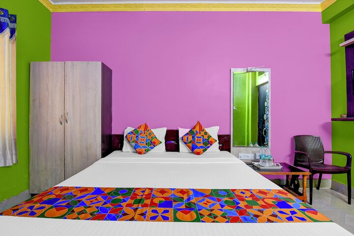 Room 17 of 25