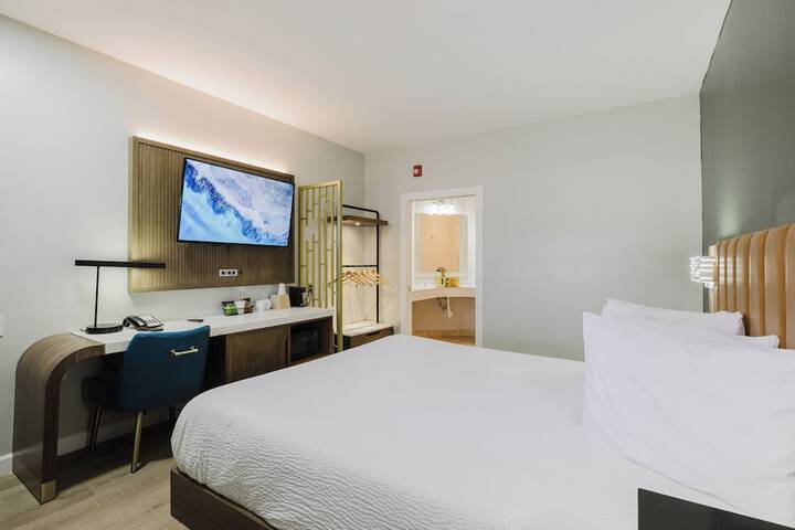 Room 22 of 60