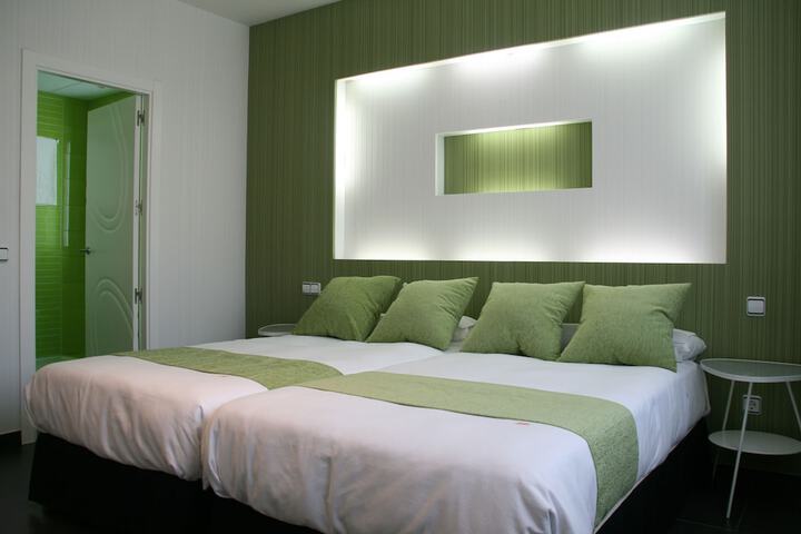 Room 8 of 60