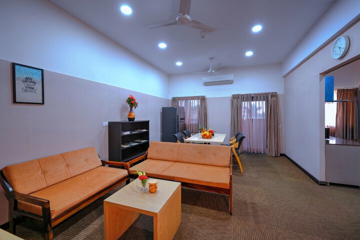 Room 15 of 33