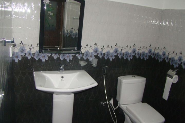 Room 16 of 22