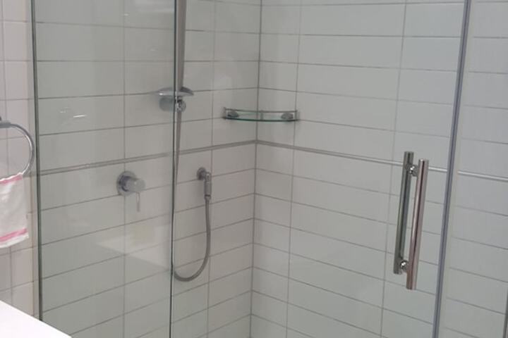 Room 14 of 35