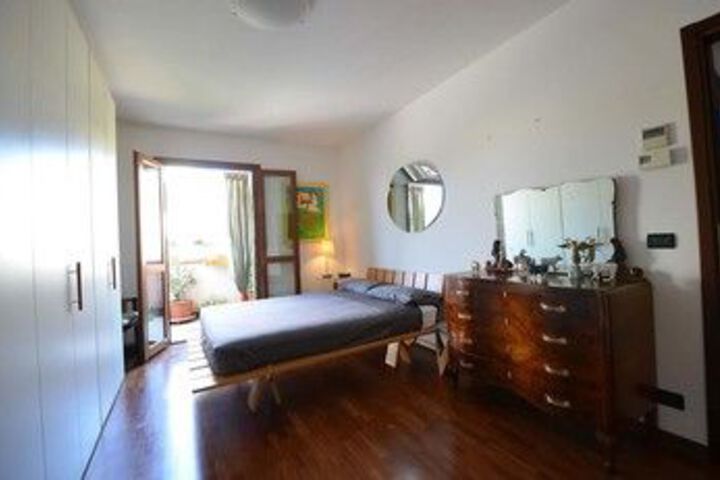 Room 20 of 29