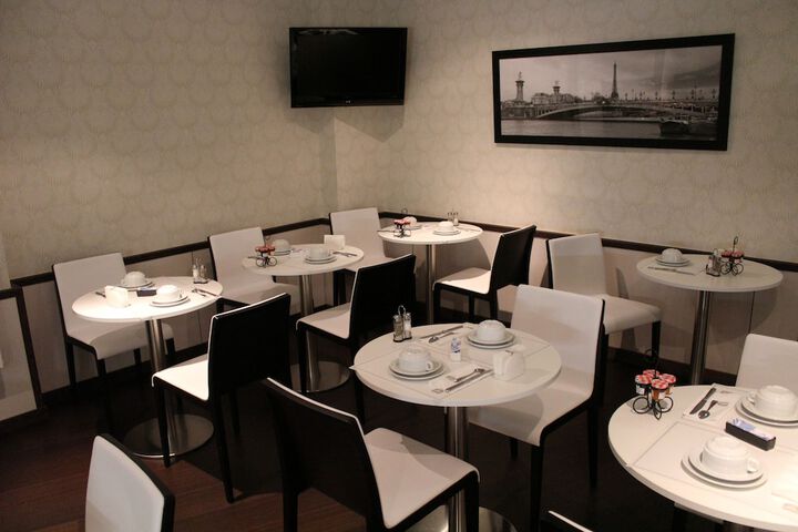 Dining 81 of 91