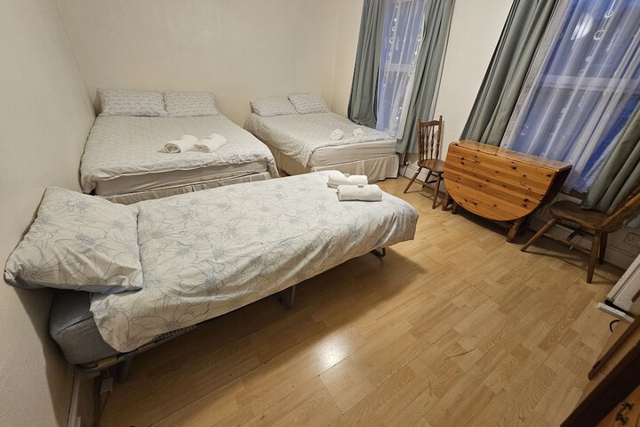 Room 22 of 64