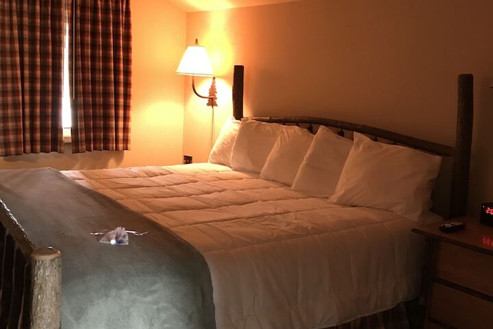 Room 15 of 66