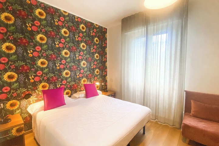 Room 23 of 61