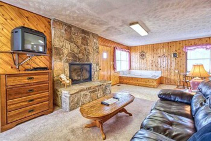 Room 30 of 62