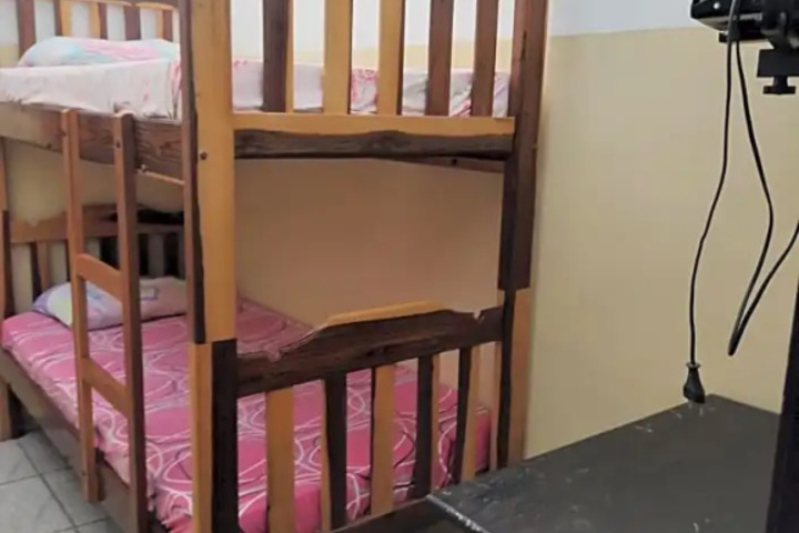 Room 2 of 2