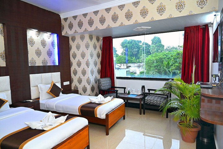 Room 19 of 40