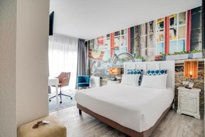 Room 21 of 91