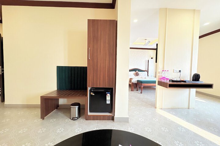 Room 25 of 154