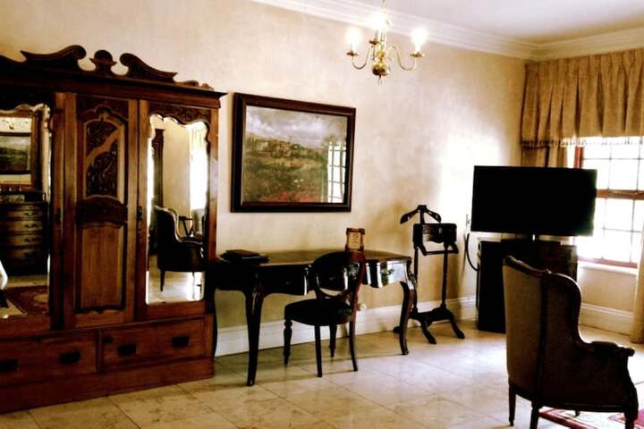 Room 15 of 133