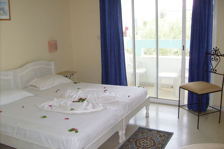Room 5 of 46