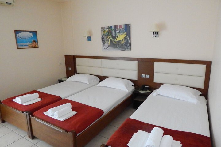 Room 15 of 65