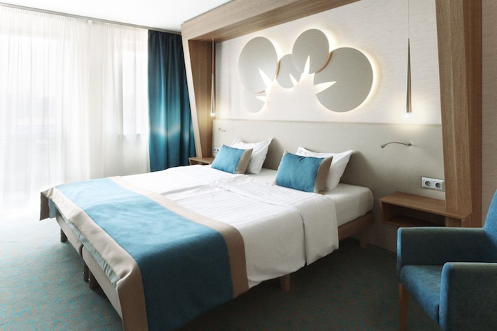 Room 5 of 80