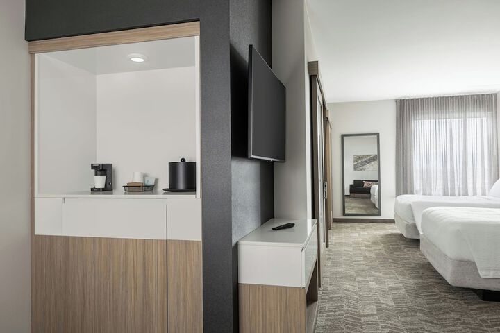 Room 17 of 45