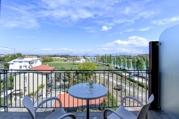 Terrace/Patio 41 of 101