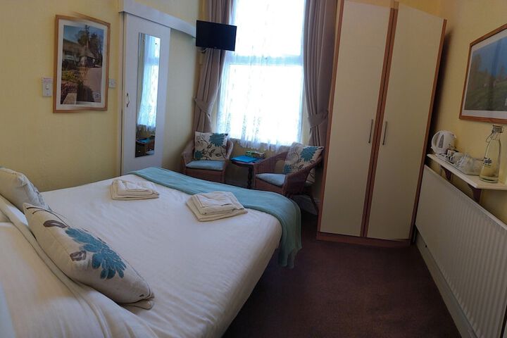 Room 5 of 51