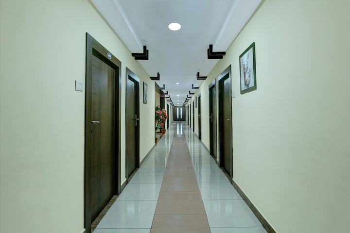 OYO 5342 MOTEL GAJRAJ CONTINENTAL- a UNI