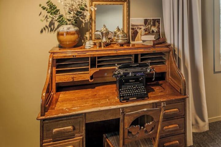 Room 18 of 54