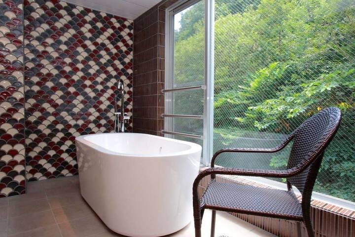 Bath Interior