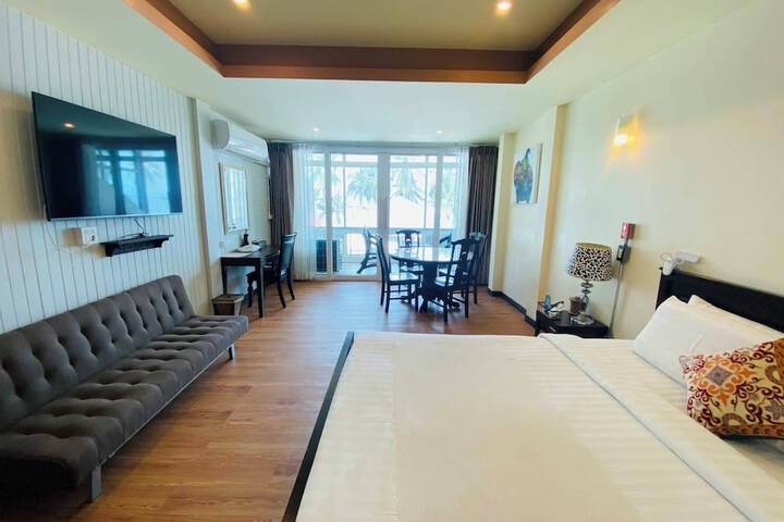 Room 47 of 211