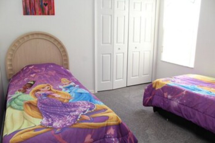 Room 53 of 58