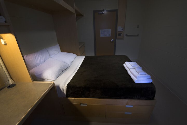 Room 8 of 51