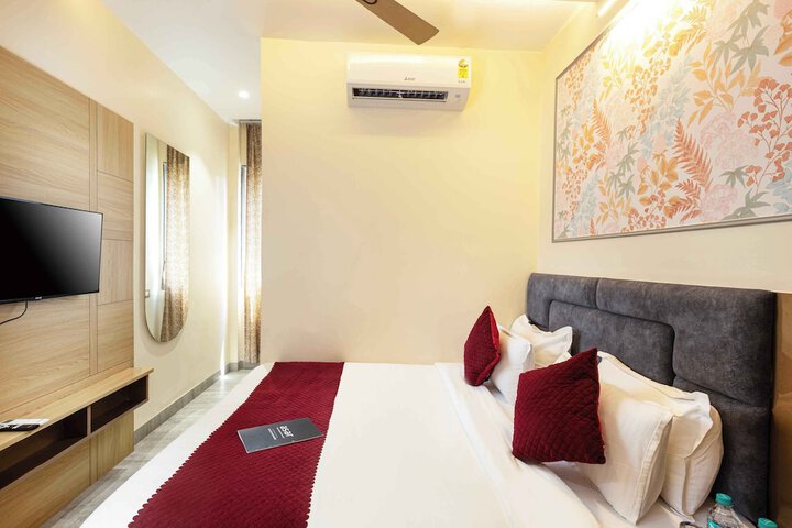 Room 7 of 42