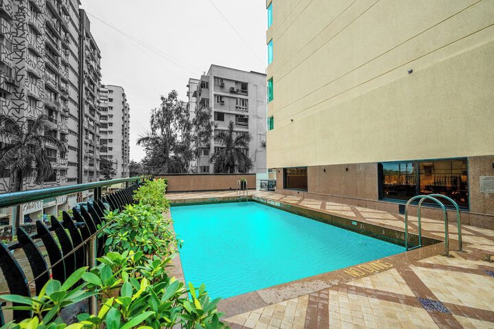 Pool 65 of 110