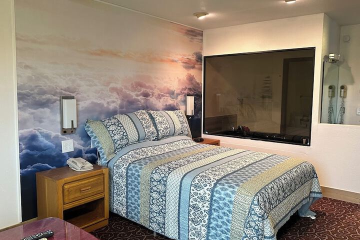 Room 45 of 66