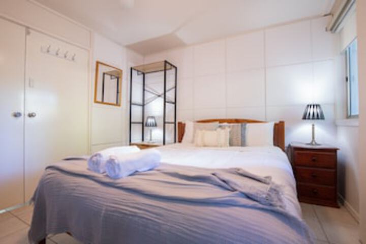 Room 46 of 252