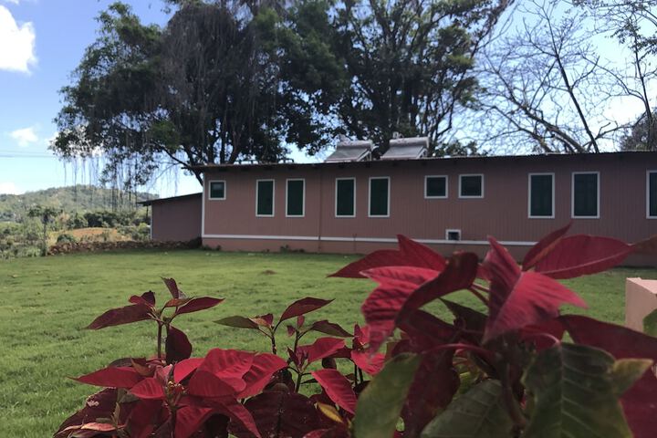 Hotel Exterior 32 of 39