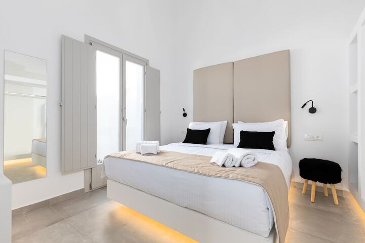 Room 8 of 61