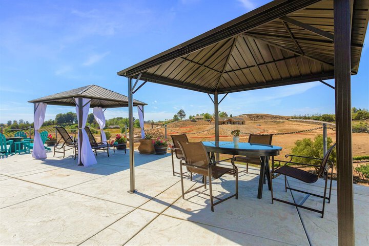 Property Grounds 74 of 81