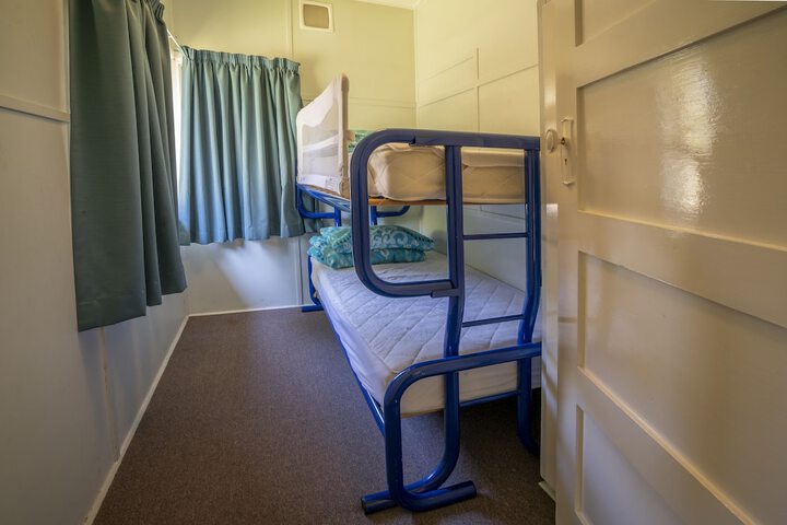 Room 4 of 37