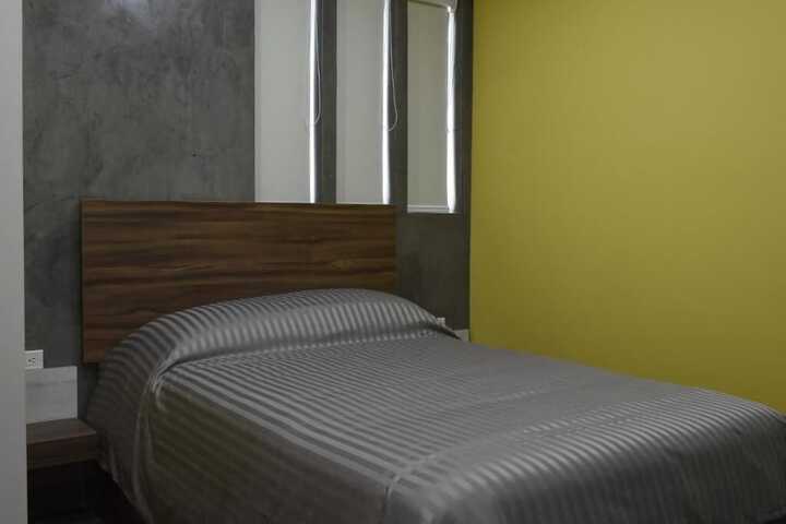 Room 36 of 158