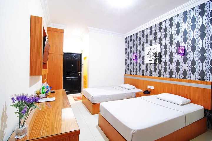 Room 14 of 35