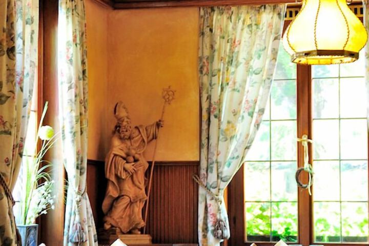 Hotel Interior 17 of 29