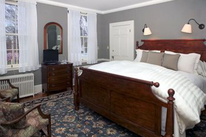 Room 12 of 35