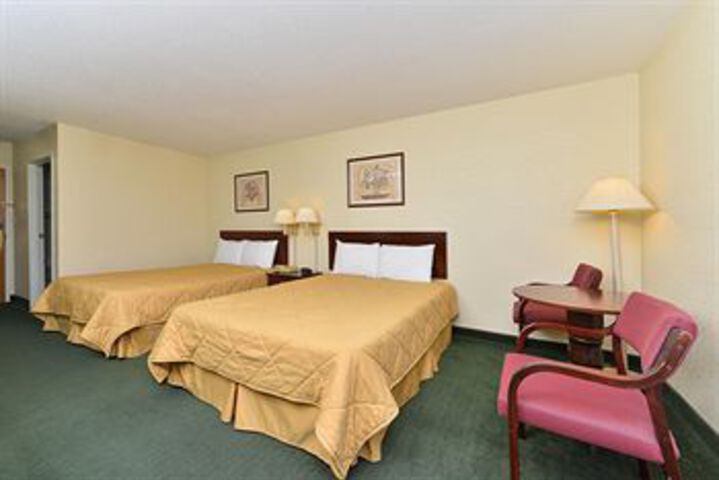 Room 3 of 6